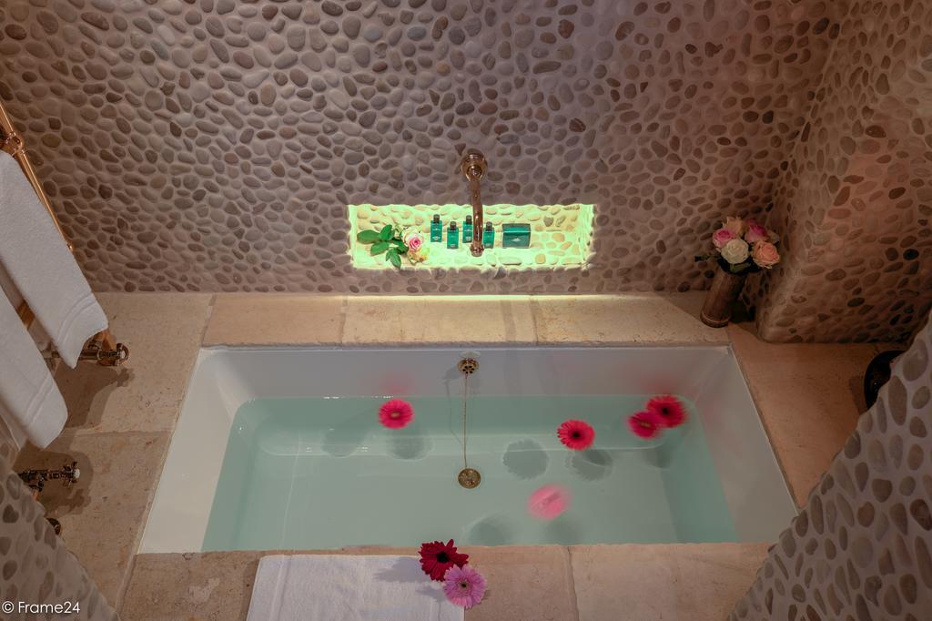 Exclusive Suites The Secret Garden Brügge Zimmer foto